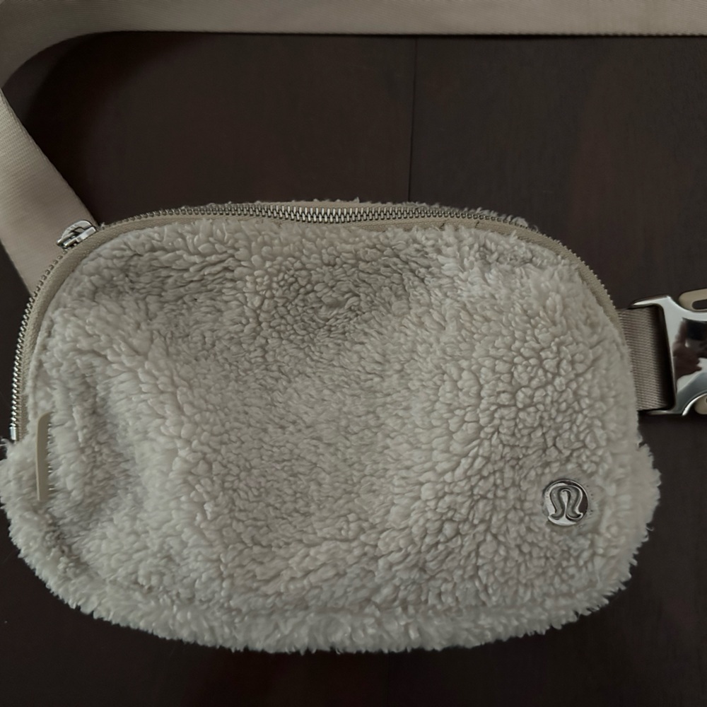 Lululemon Everywhere Fleece Belt Bag/Crossbody. Beige, gently used